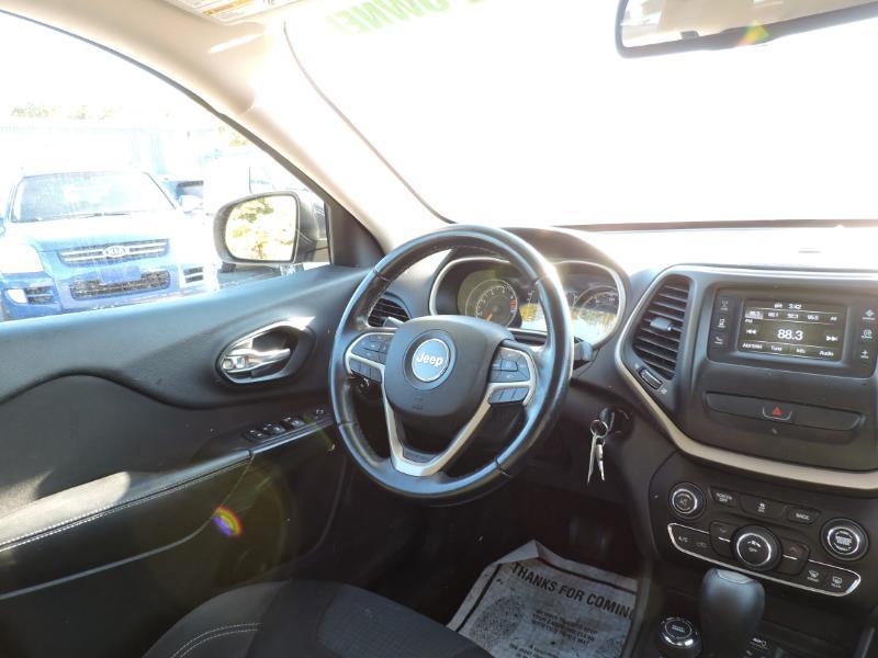 Jeep Cherokee Latitude 4WD 2016