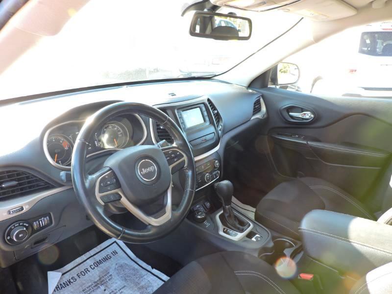 Jeep Cherokee Latitude 4WD 2016