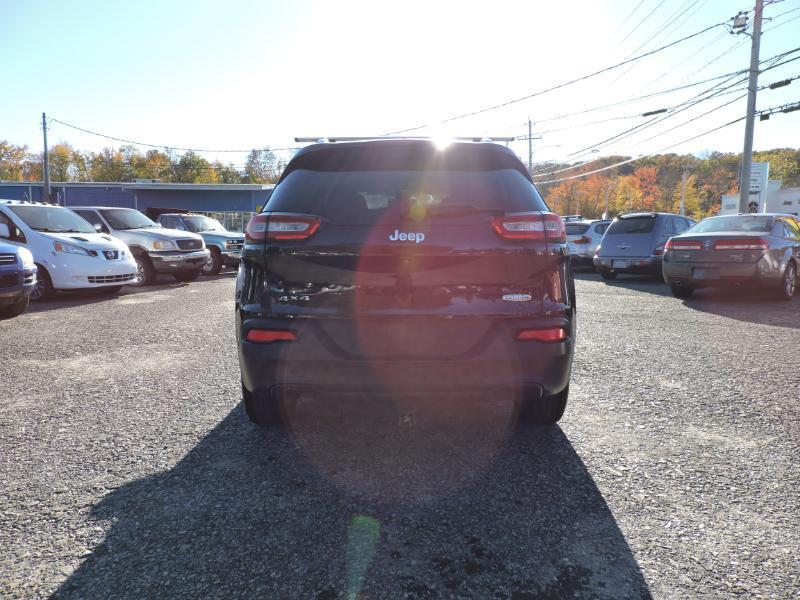 Jeep Cherokee Latitude 4WD 2016