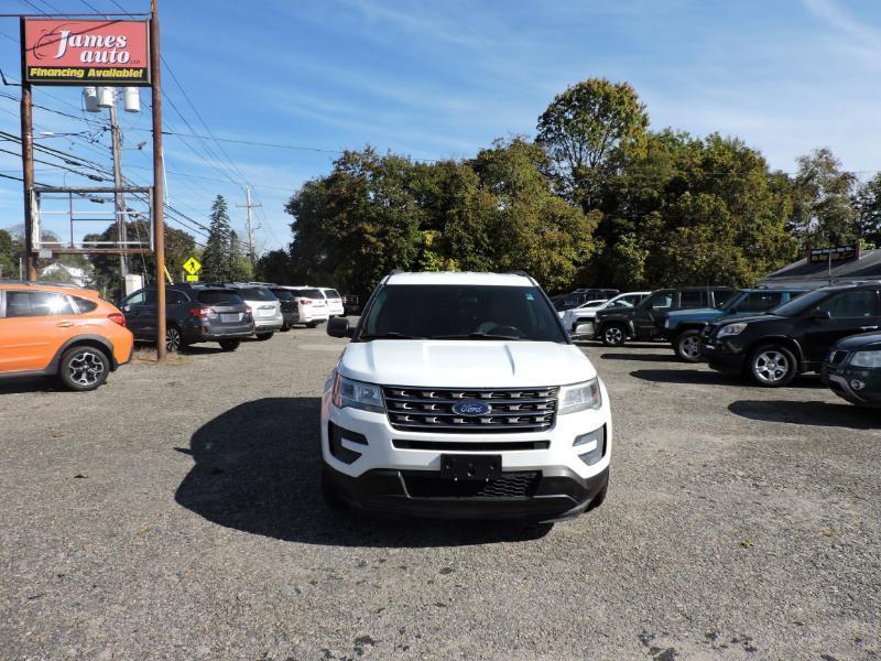 Ford Explorer Base FWD 2016