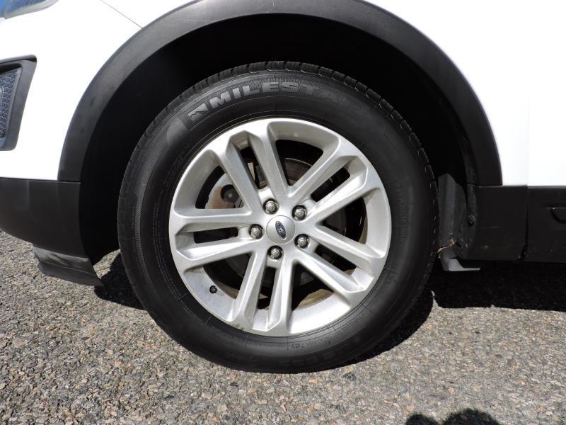 Ford Explorer Base FWD 2016