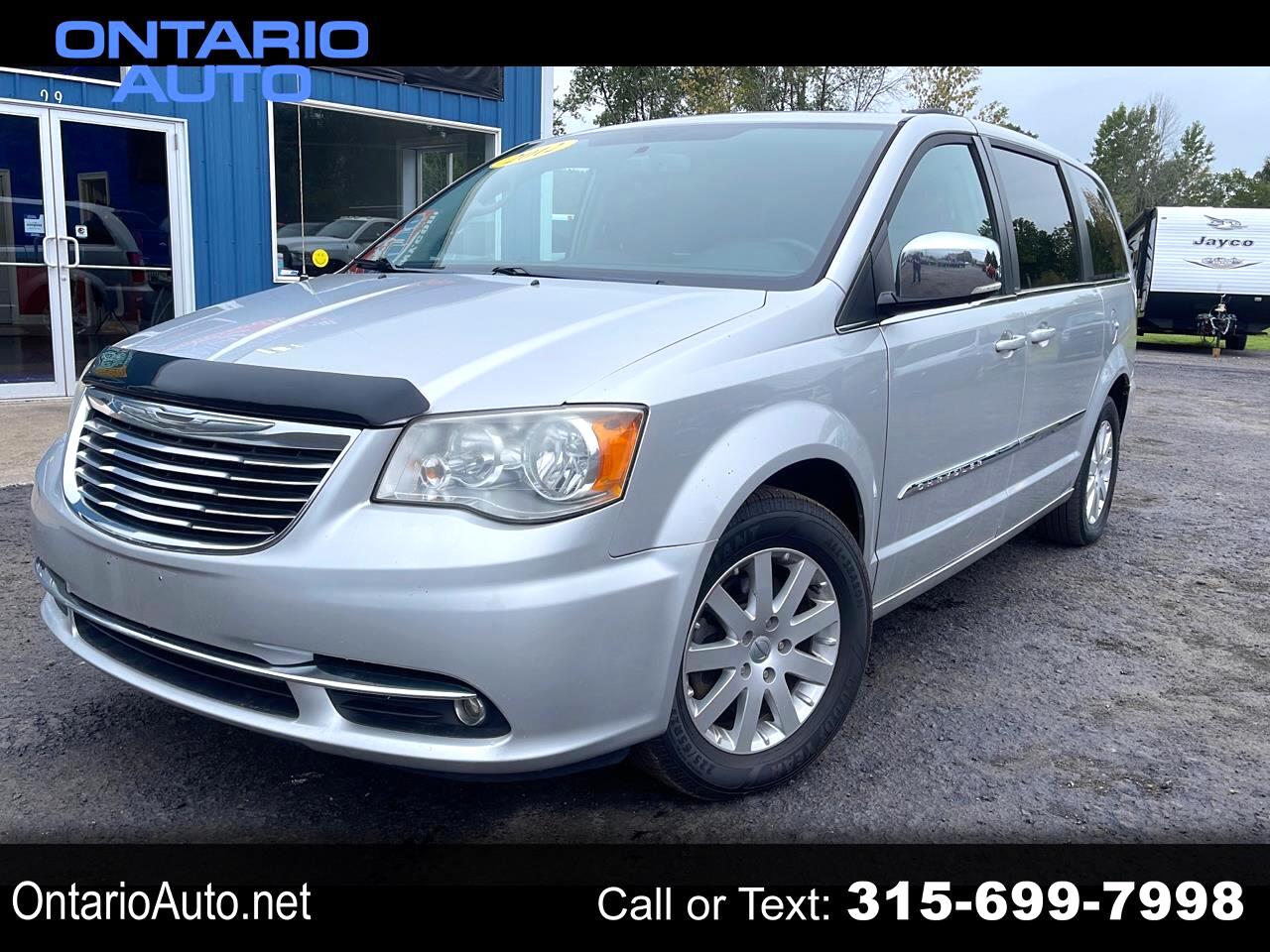Chrysler Town & Country 4dr Wgn Touring-L 2012
