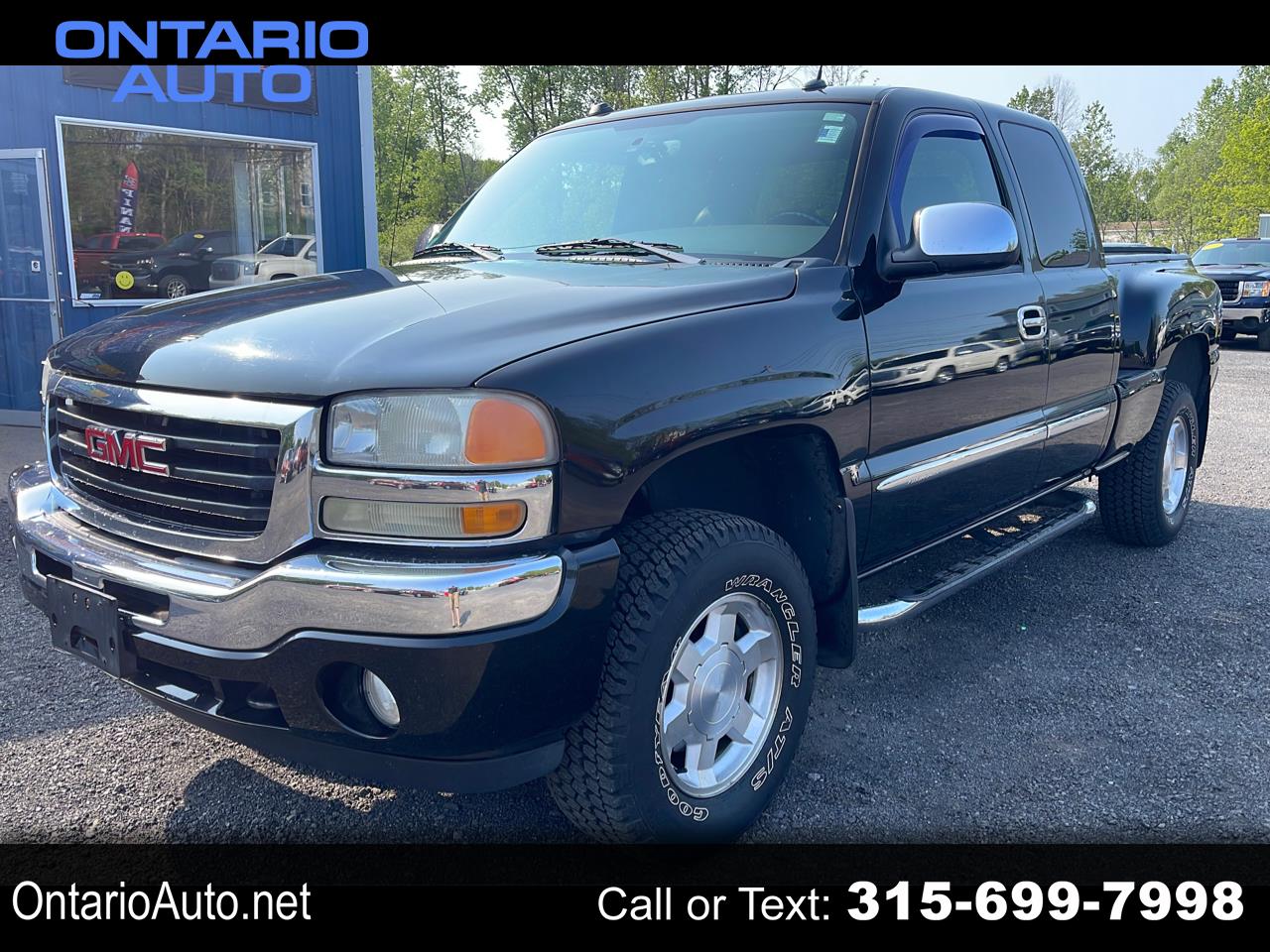 Used 2005 GMC Sierra 1500 Ext Cab 143.5" WB 4WD SLT for Sale in