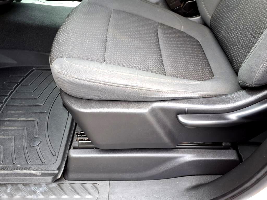 Chevrolet Silverado 1500 LTD 4WD Crew Cab 147" Custom 2022