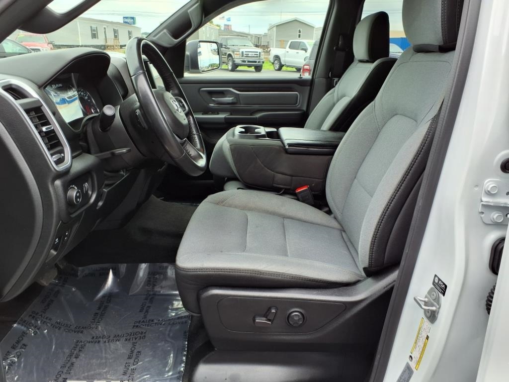 RAM 1500 Lone Star 4x2 Crew Cab 5'7" Box 2021