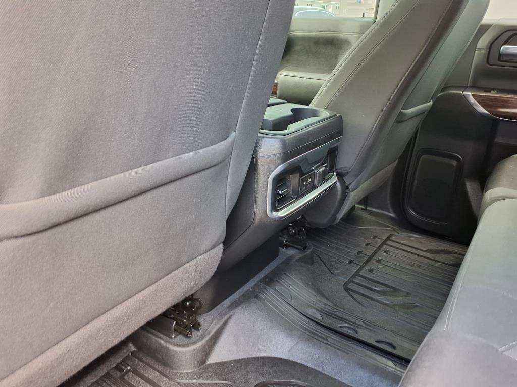 GMC Sierra 1500 4WD Crew Cab 147" Elevation 2020 GMC Sierra 1500 4WD Crew Cab 147" Elevation 2020