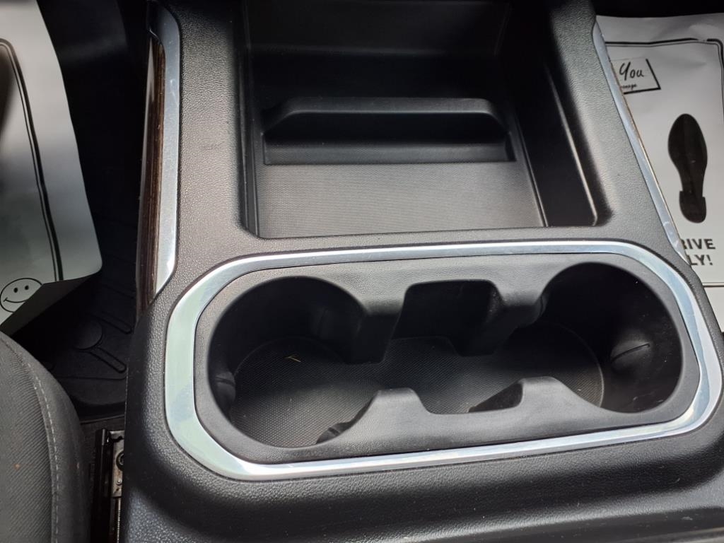 GMC Sierra 1500 4WD Crew Cab 147" Elevation 2020 GMC Sierra 1500 4WD Crew Cab 147" Elevation 2020