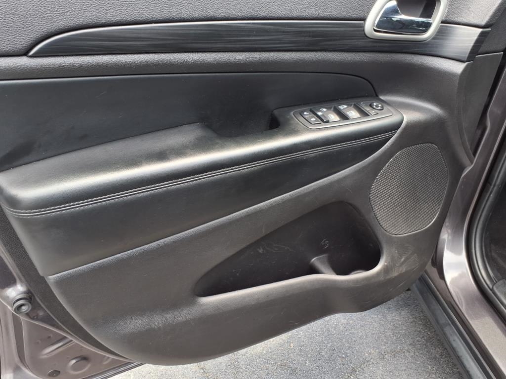 Jeep Grand Cherokee Laredo E 4x2 2020