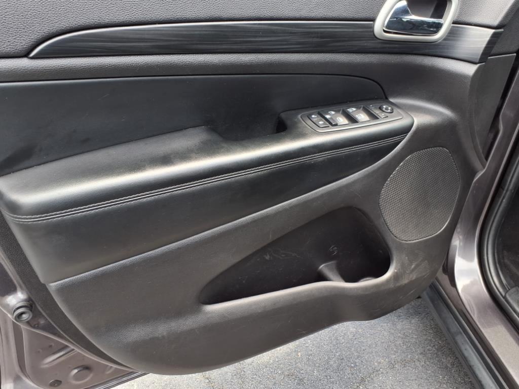 Jeep Grand Cherokee Laredo E 4x2 2020