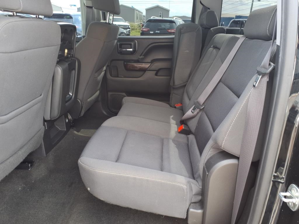 GMC Sierra 1500 2WD Crew Cab 143.5" SLE 2017 GMC Sierra 1500 2WD Crew Cab 143.5" SLE 2017