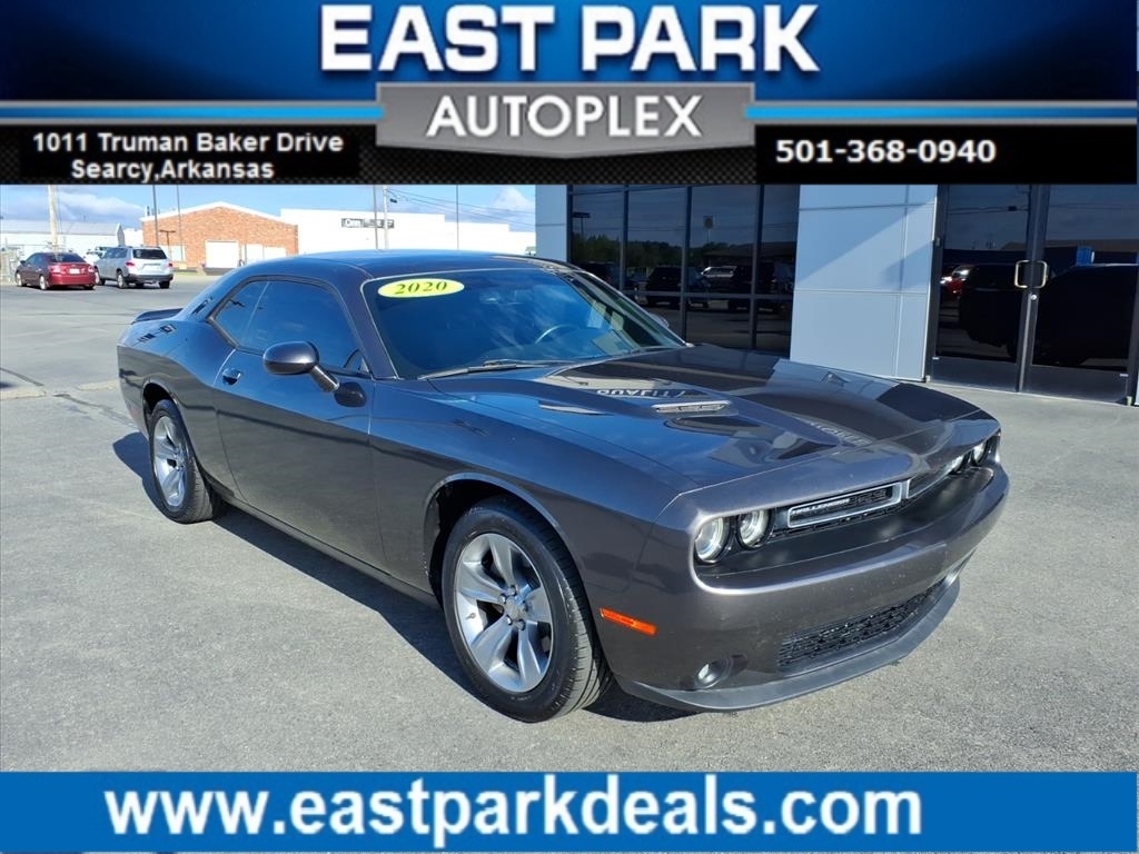 2020 Dodge Challenger SXT RWD