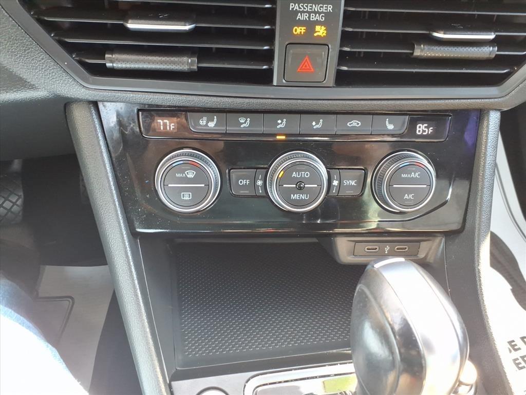 Volkswagen Jetta R-Line Auto 2021