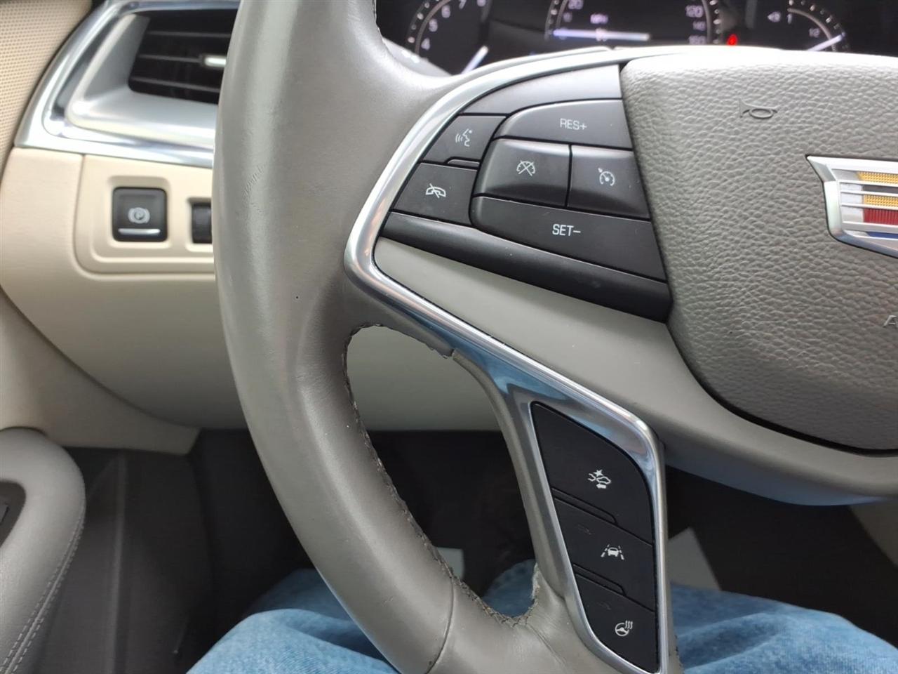 Cadillac XT5 FWD 4dr Luxury 2017