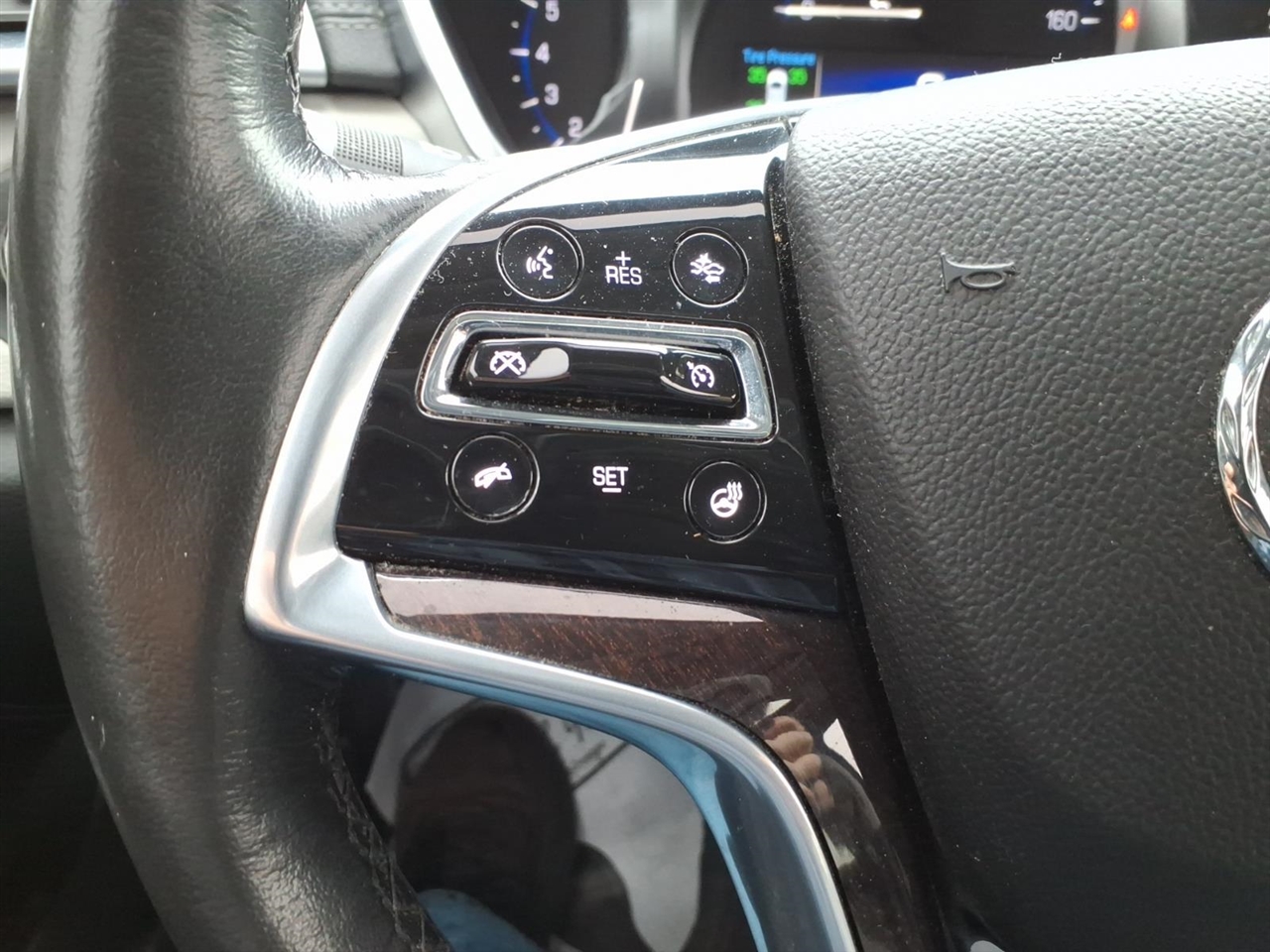 Cadillac SRX FWD 4dr Premium Collection 2015