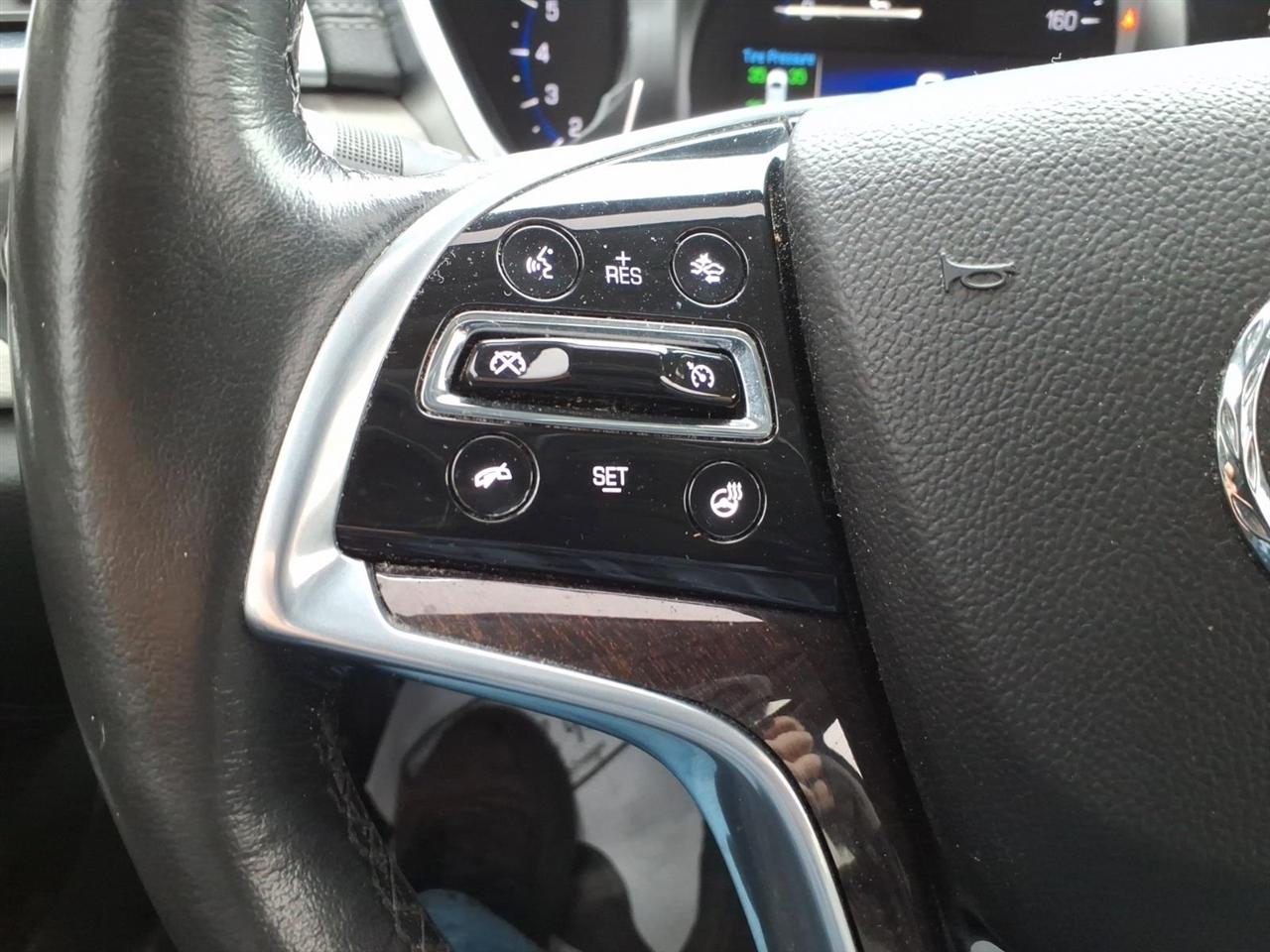 Cadillac SRX FWD 4dr Premium Collection 2015