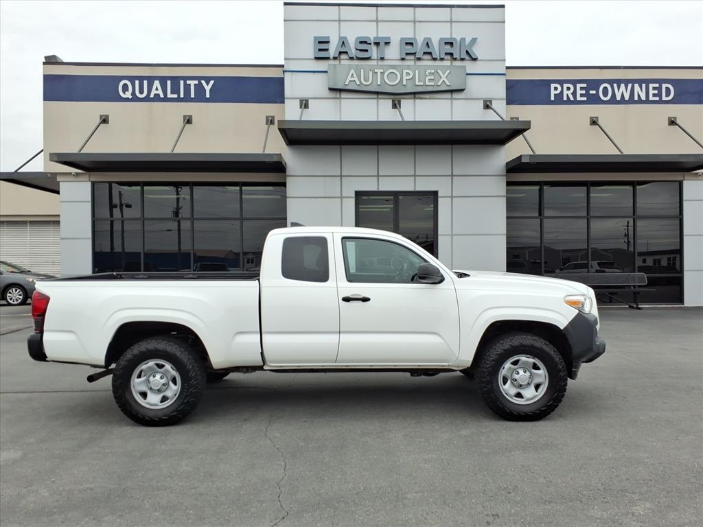 Toyota Tacoma 4WD SR5 Access Cab 6' Bed I4 AT (Natl) 2019
