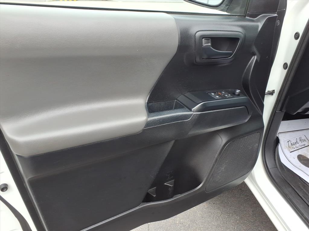 Toyota Tacoma 4WD SR5 Access Cab 6' Bed I4 AT (Natl) 2019