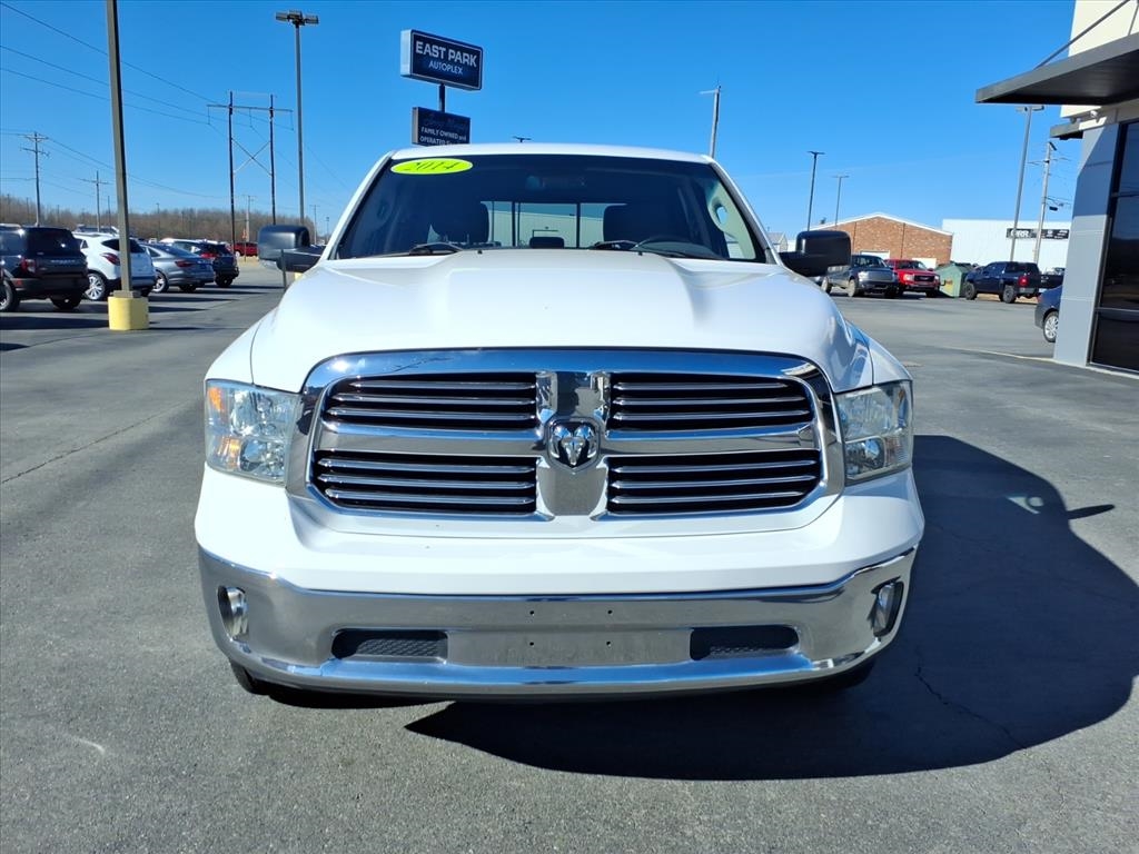 RAM 1500 2WD Crew Cab 140.5" Big Horn 2014
