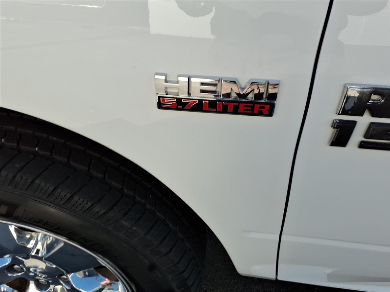 RAM 1500 2WD Crew Cab 140.5" Big Horn 2014