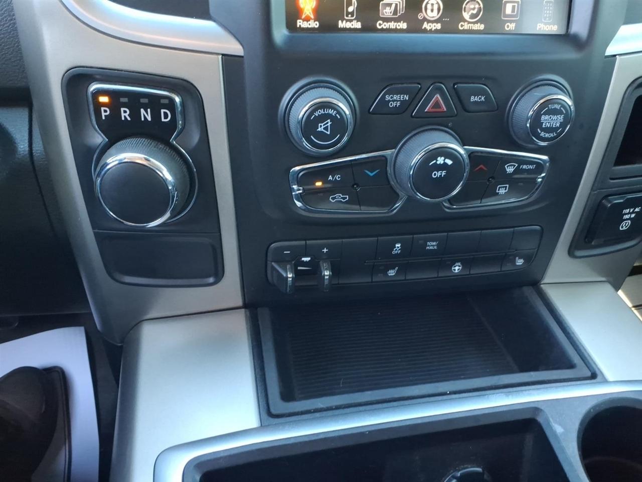 RAM 1500 2WD Crew Cab 140.5" Big Horn 2014