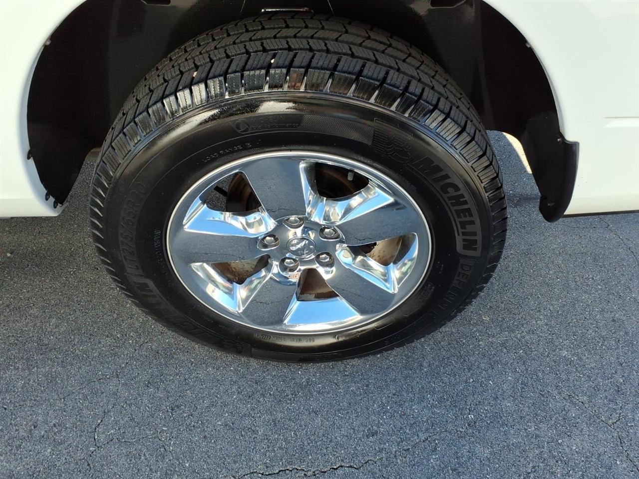 RAM 1500 2WD Crew Cab 140.5" Big Horn 2014