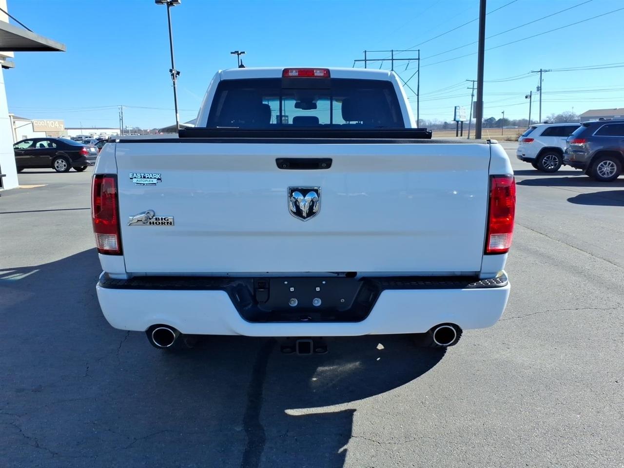 RAM 1500 2WD Crew Cab 140.5" Big Horn 2014