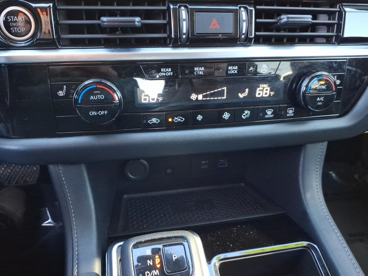 Nissan Pathfinder SL 2WD 2023