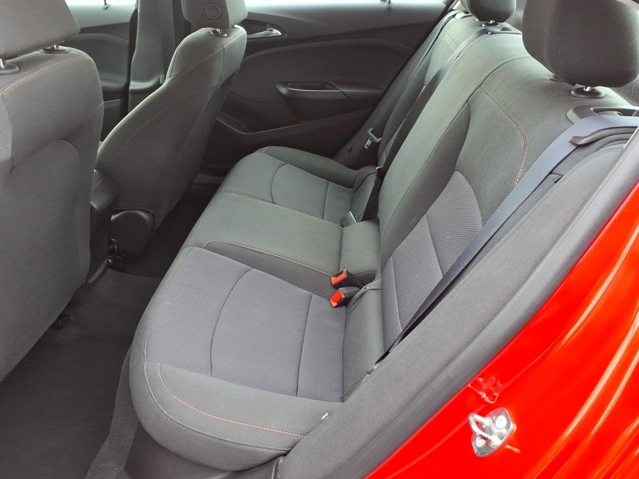 Chevrolet Cruze 4dr Sdn 1.4L LS w/1SB 2018