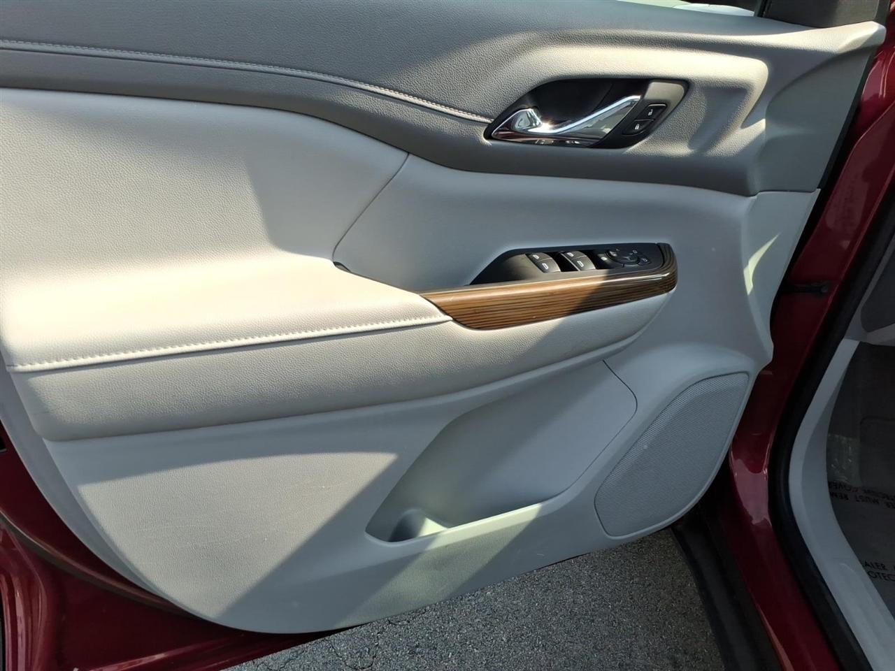 GMC Acadia FWD 4dr SLE w/SLE-1 2019