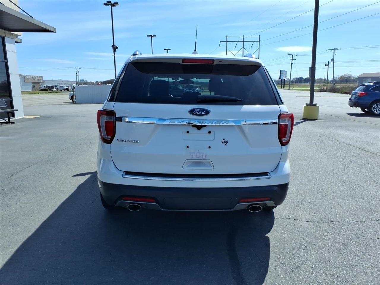 Ford Explorer Limited FWD 2019