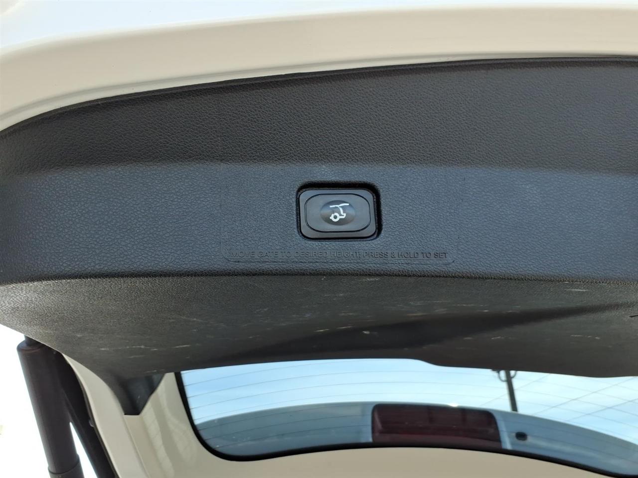 Ford Explorer Limited FWD 2019