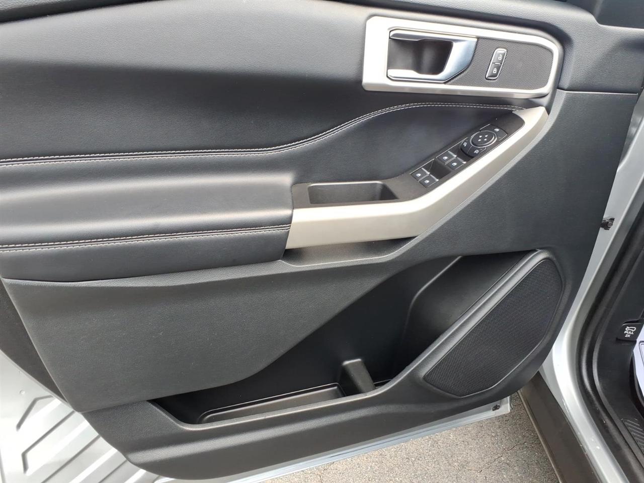 Ford Explorer XLT RWD 2022