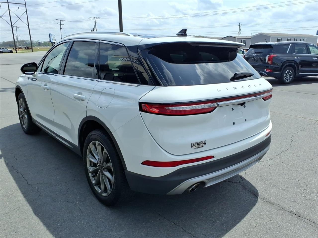 Lincoln Corsair Standard FWD 2021