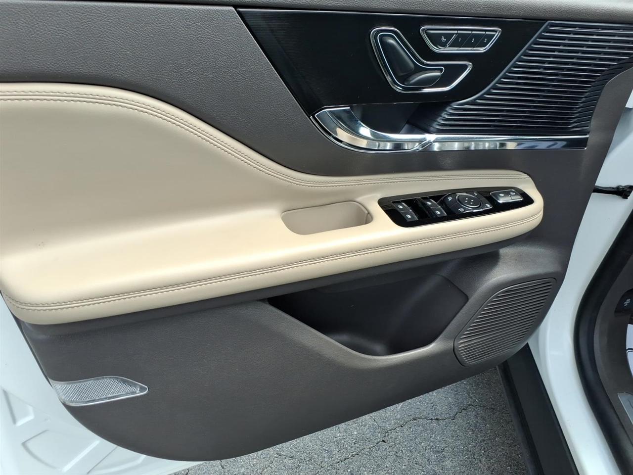 Lincoln Corsair Standard FWD 2021