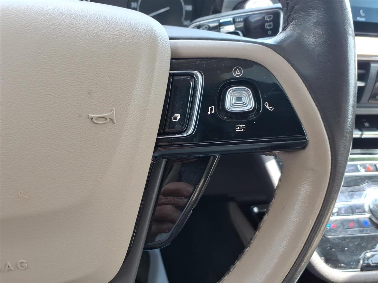 Lincoln Corsair Standard FWD 2021