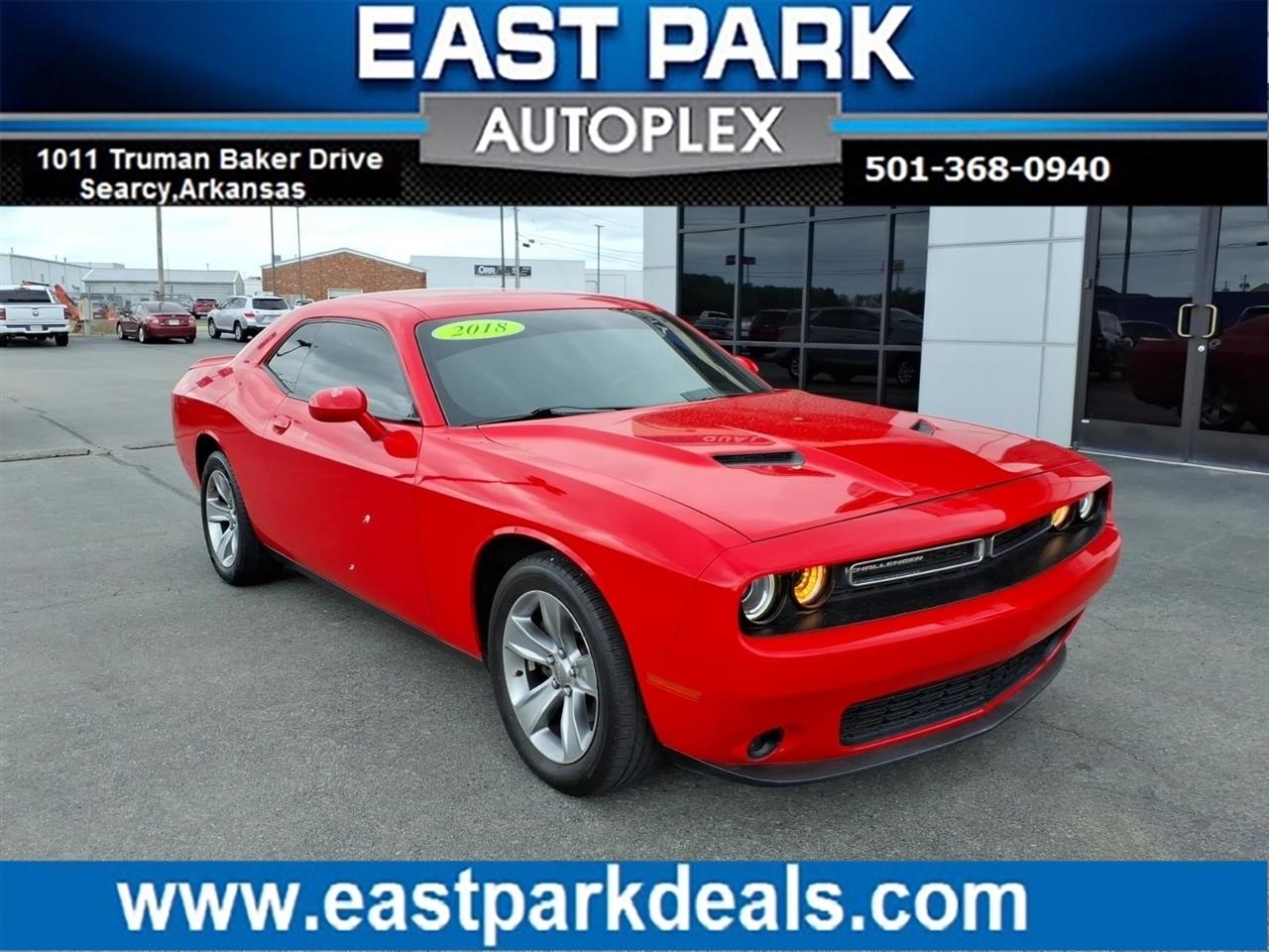 Dodge Challenger SXT RWD 2018