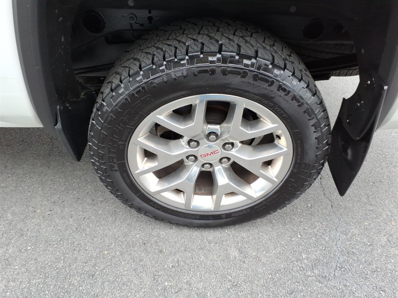 GMC Sierra 1500 4WD Crew Cab 143.5" SLE 2015