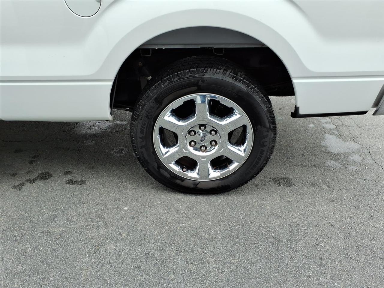 Ford F-150 2WD SuperCab 145" Lariat 2014