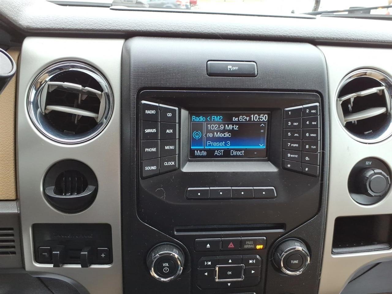 Ford F-150 2WD SuperCab 145" Lariat 2014