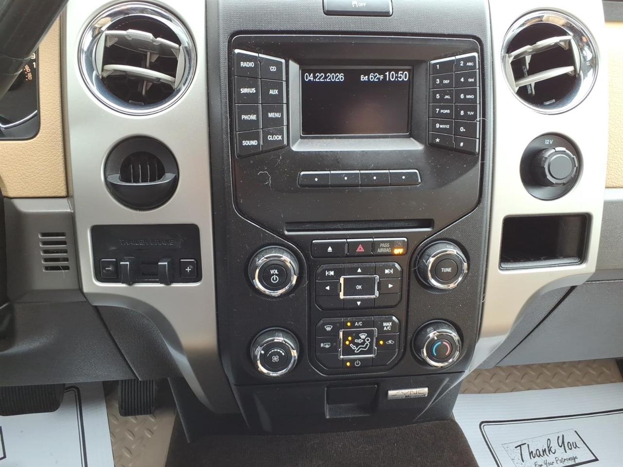 Ford F-150 2WD SuperCab 145" Lariat 2014