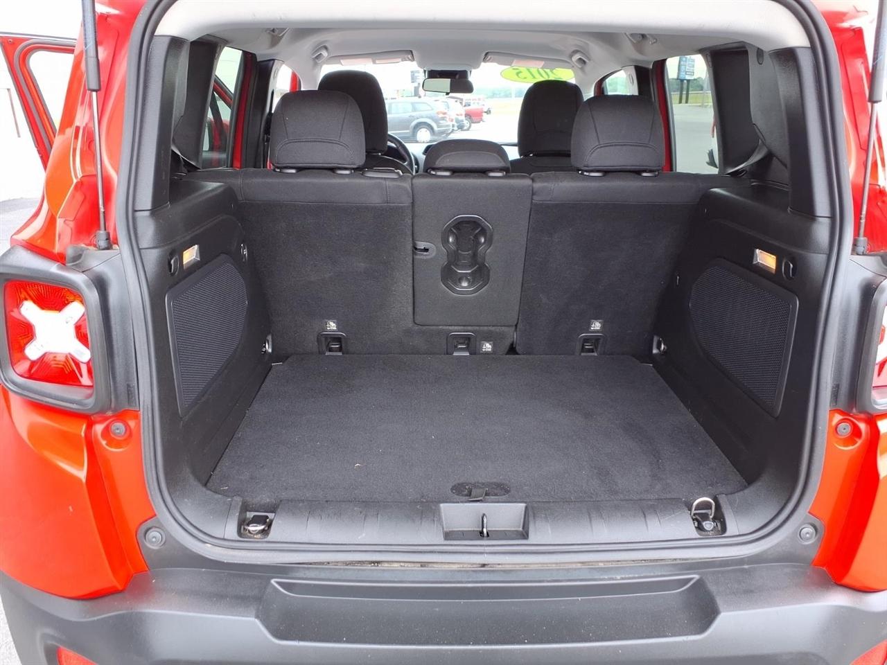 Jeep Renegade FWD 4dr Latitude 2015