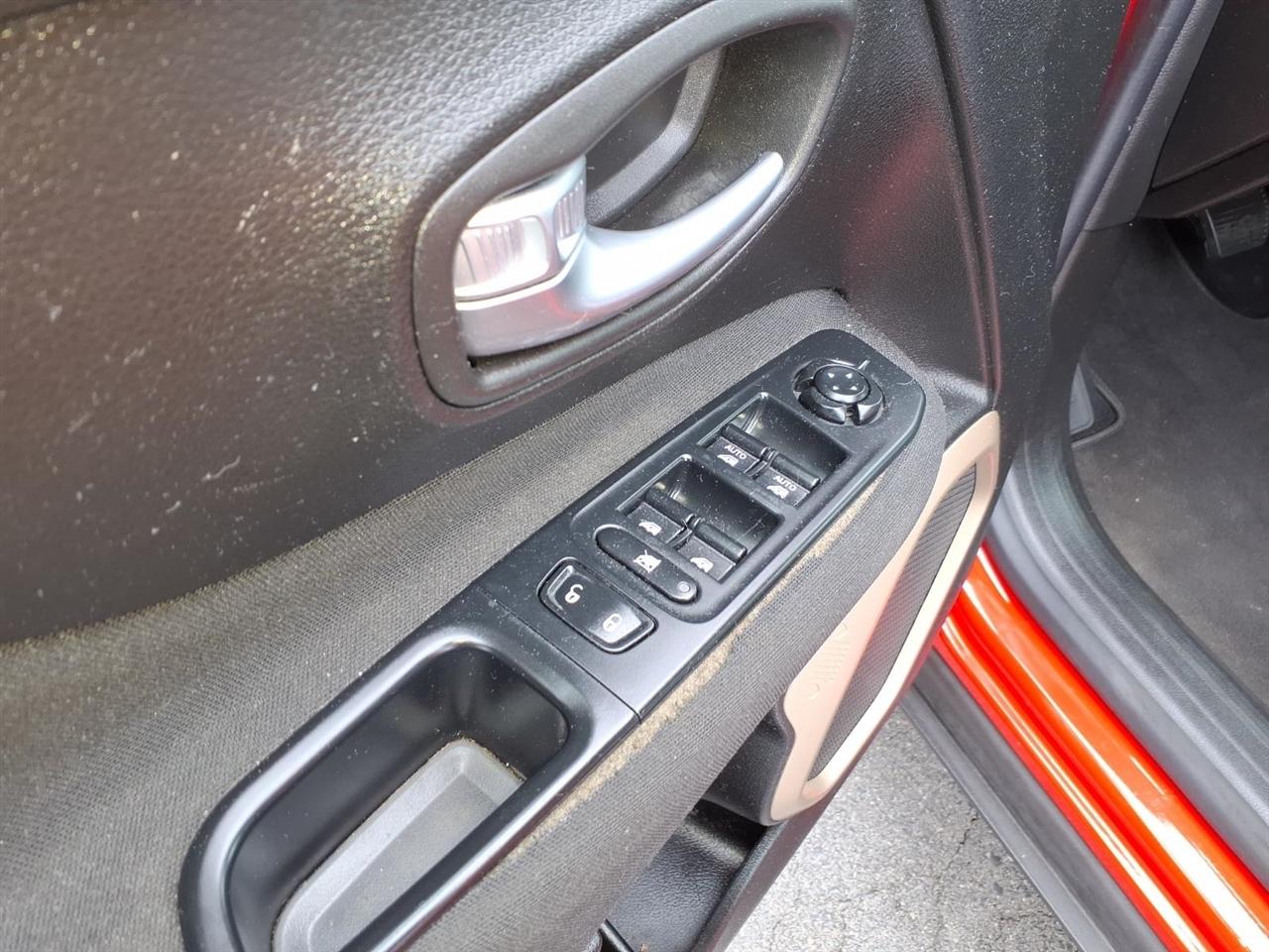 Jeep Renegade FWD 4dr Latitude 2015