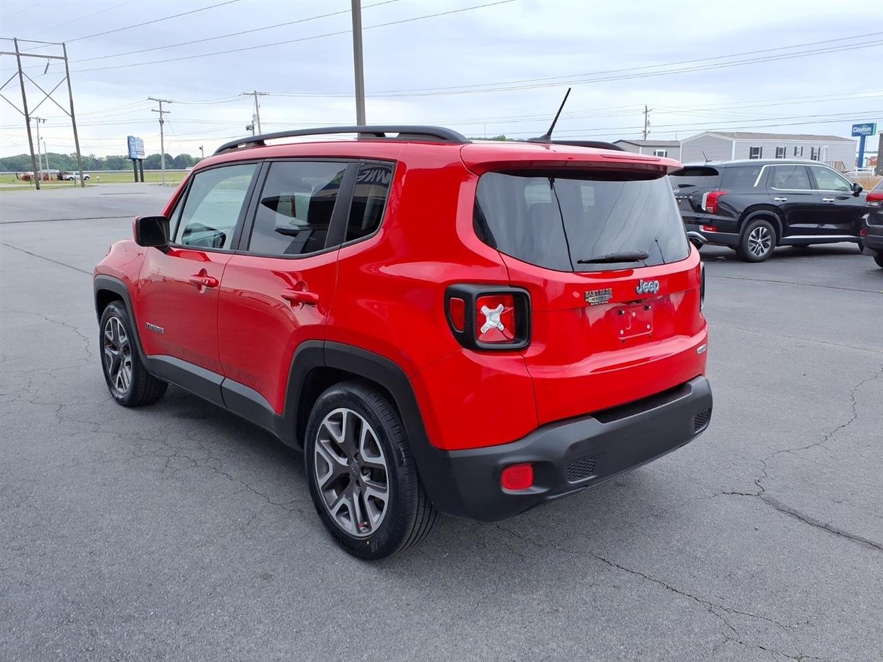 Jeep Renegade FWD 4dr Latitude 2015