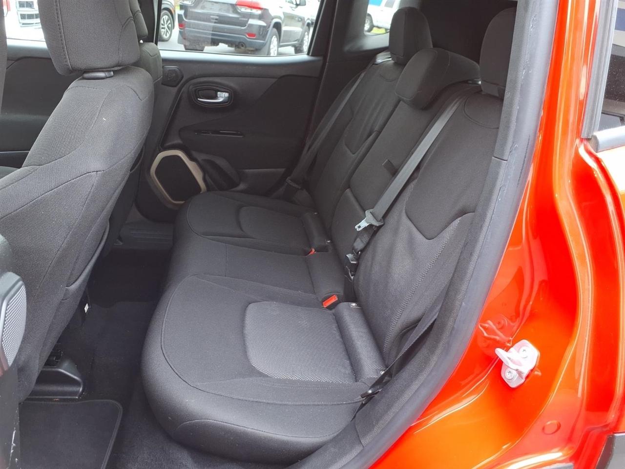 Jeep Renegade FWD 4dr Latitude 2015