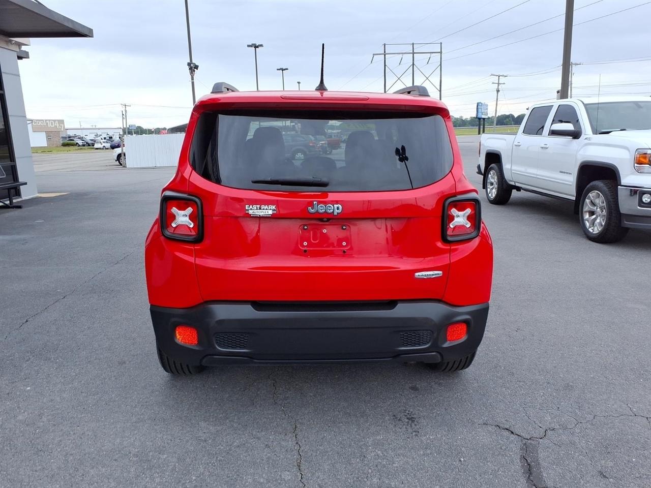 Jeep Renegade FWD 4dr Latitude 2015