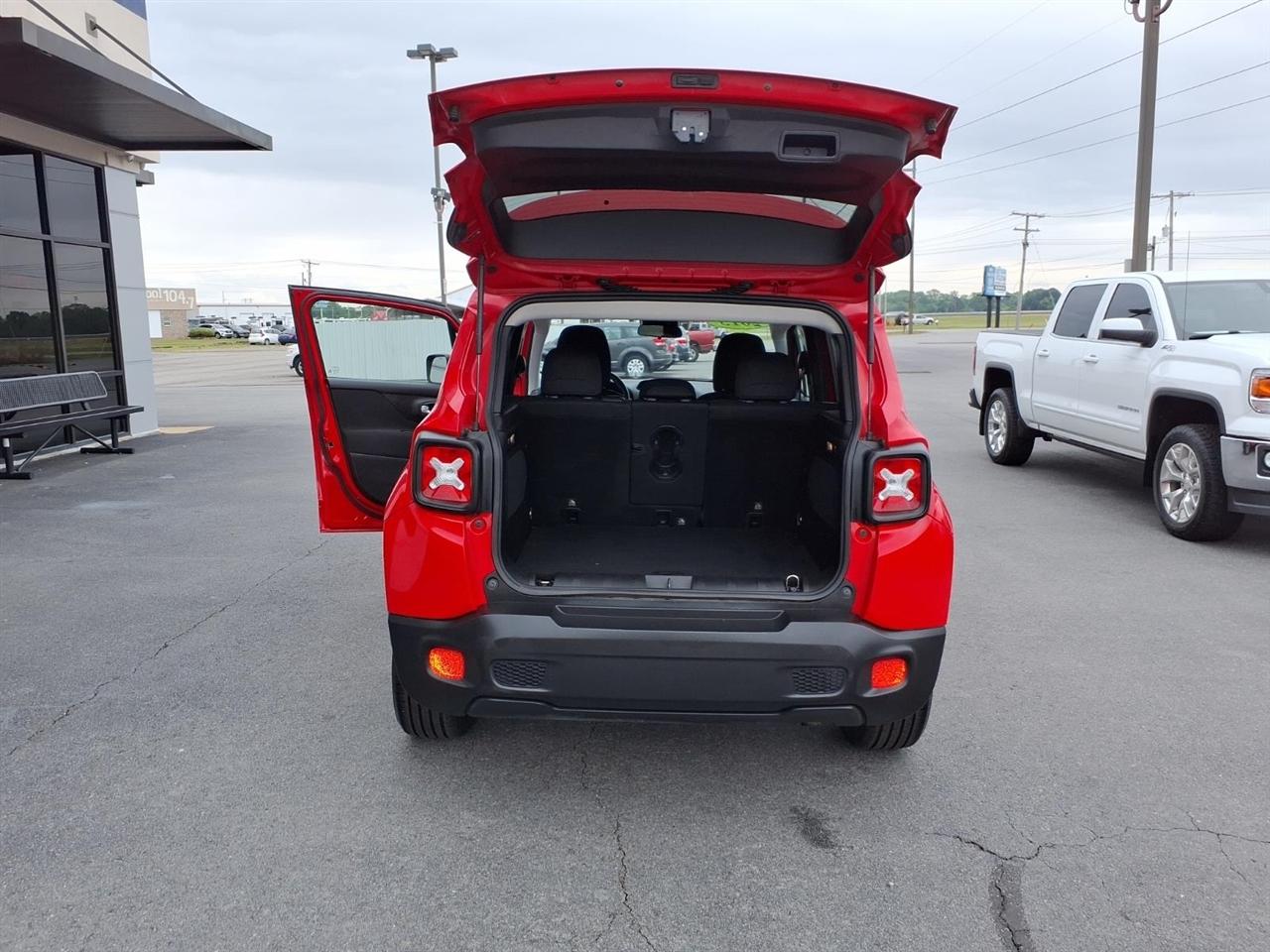 Jeep Renegade FWD 4dr Latitude 2015