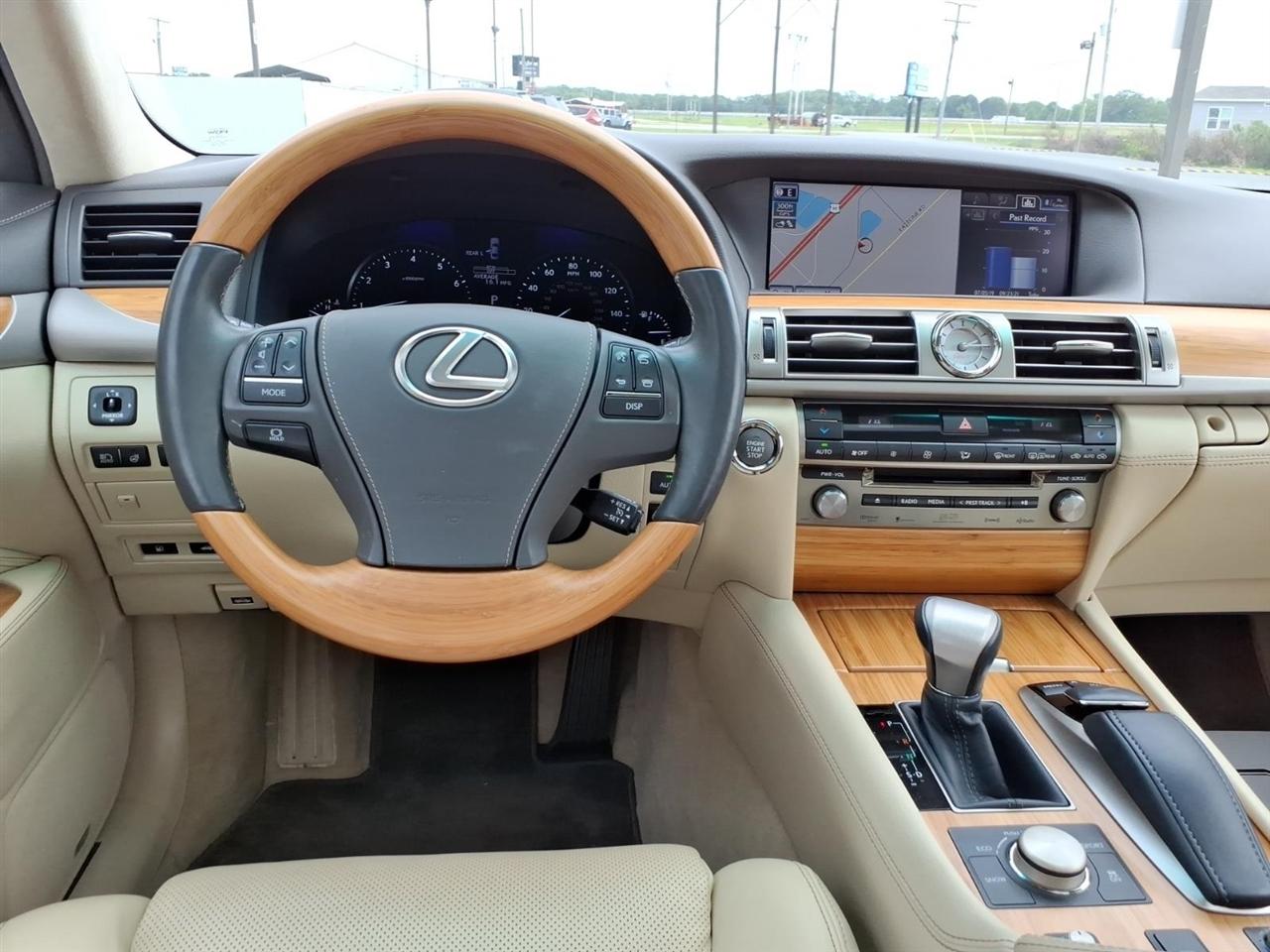 Lexus LS 460 4dr Sdn L RWD 2014