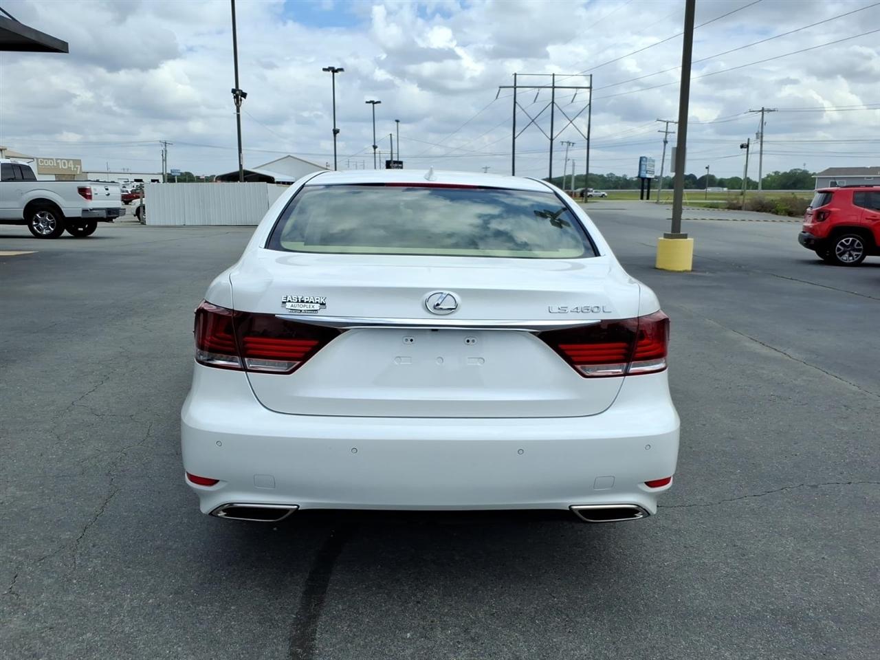 Lexus LS 460 4dr Sdn L RWD 2014