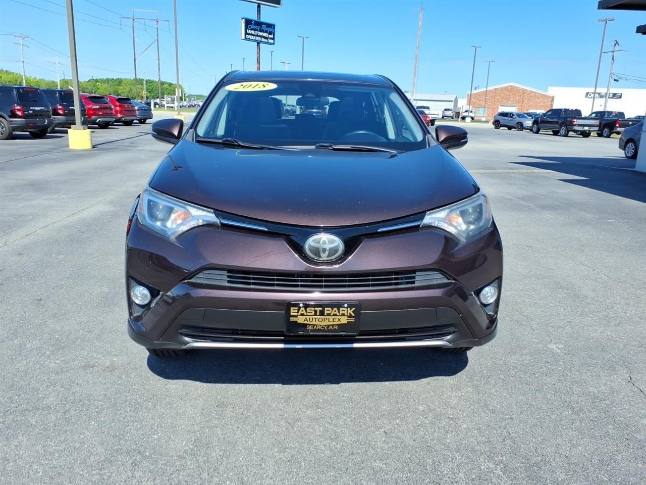 Toyota RAV4 Adventure FWD (Natl) 2018