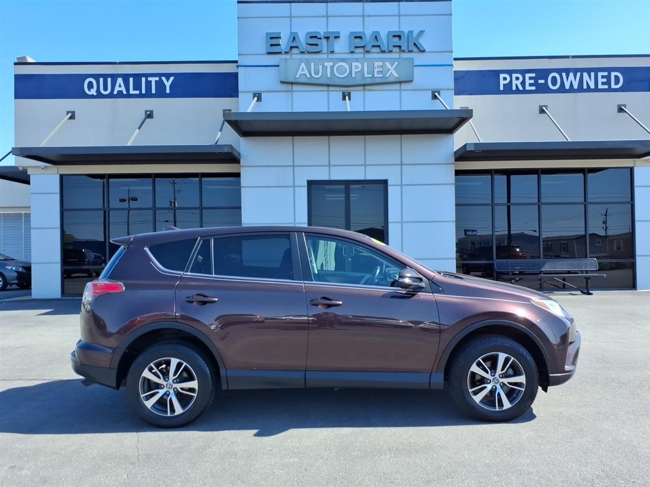 Toyota RAV4 Adventure FWD (Natl) 2018